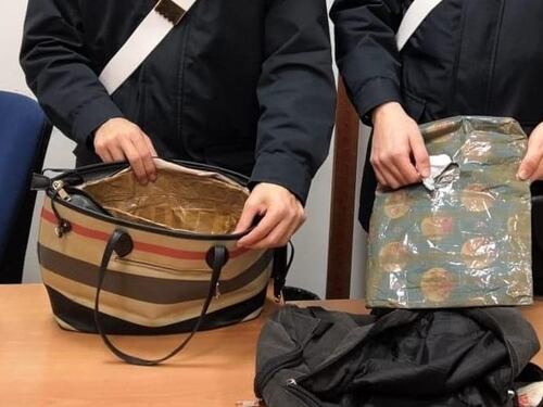 Via del Corso, ladri rubano in cinque boutique: due arresti