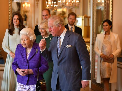 Il principe Carlo e il piano di ridimensionamento della royal family