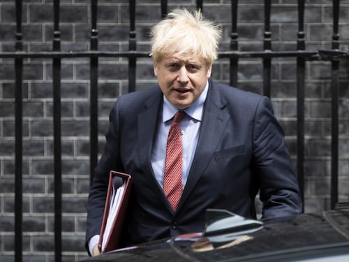 Von der Leyen-Johnson: l'ultima cena della Brexit con l'ombra di Macron