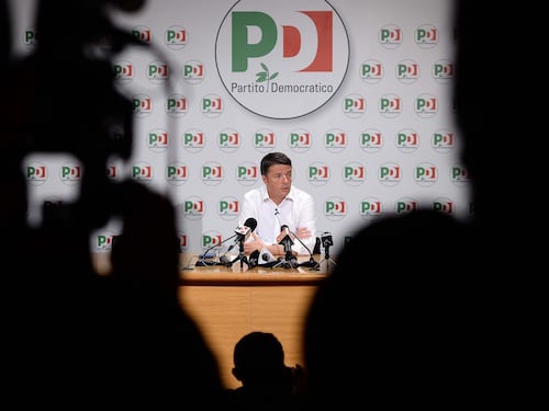 Renzi affonda e il Pd scivola verso il 20%. Calenda: "Un disastro"