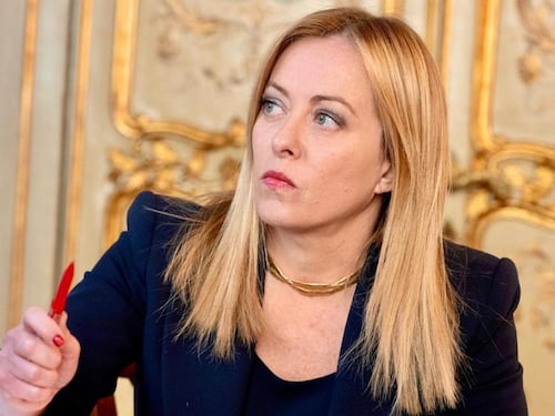 Ritorno in Libia dopo la cacciata. Meloni in visita per fare partire il Piano Mattei