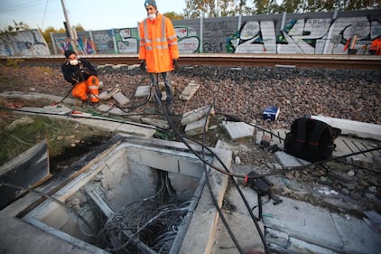Gli antagonisti sabotano i treni 6