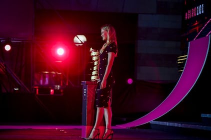 Ecco chi è Bar Refaeli: la bella madrina israeliana del Giro d'Italia 1