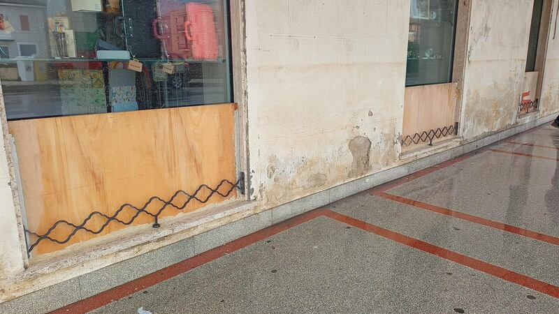 Allarme esondazione a Senigallia, casette Sae sotto la neve: allerta nelle Marche 10