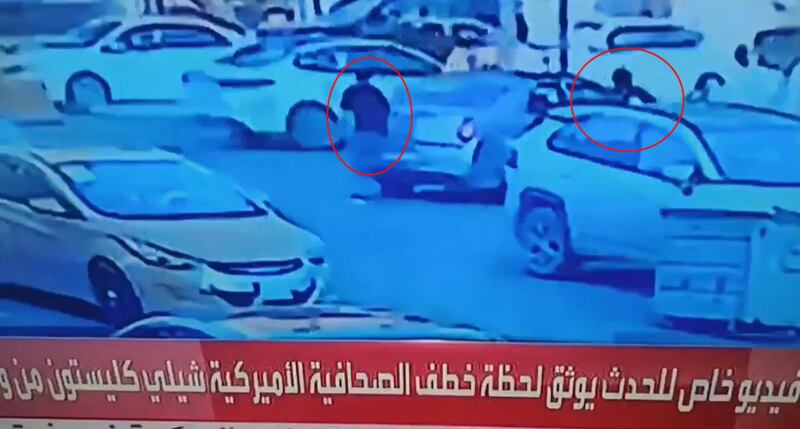 Gornalista americana rapita a Baghdad: le immagini del rapimento 3