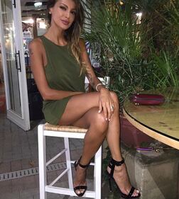 Cristina Buccino sexy pescatrice 6