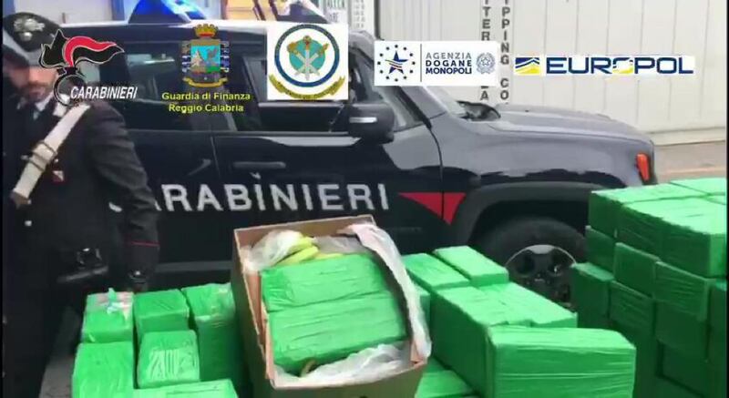 Colpo alla 'ndrangheta: sequestrata una tonnellata di cocaina 1