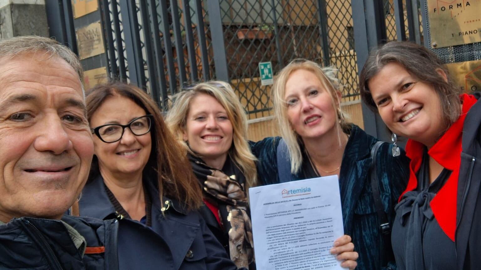 "Accetta soci uomini". E il centro contro la violenza sulle donne viene espulso dalla rete nazionale