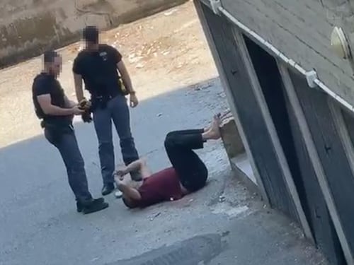 Morte di Fakir, parla l’avvocato dei poliziotti: “Hanno seguito il protocollo”