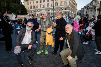 Vivi Live: Primo evento live post lockdown. Lo spettacolo torna in scena 7