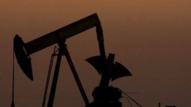Libia, crisi politica paralizza industria petrolifera