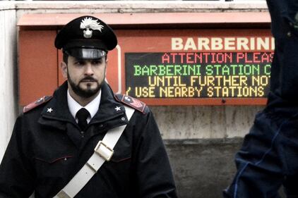 Roma, militare suicida in metropolitana 4
