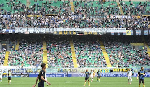 Inter, la contestazione della Curva Nord 2