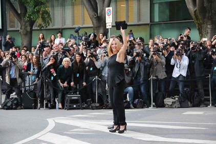 Milano diventa Hollywood per i 40 anni di Armani 5