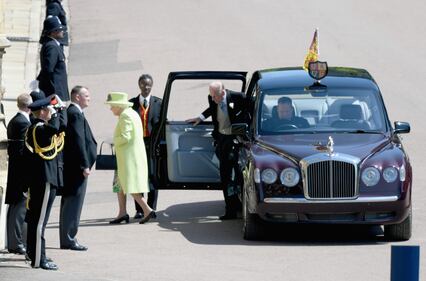Royal Wedding: colori accesi per Elisabetta 10