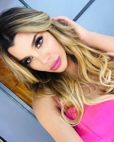 Charlotte Caniggia esplosiva su Instagram 2