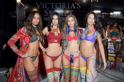 Bella Hadid e le altre: hot per Victoria's Secret 46