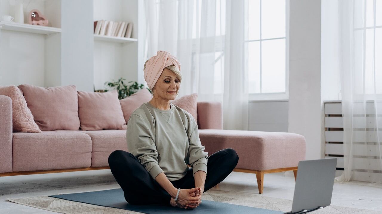 Workout over 60, esercizi per una cervicale giovane