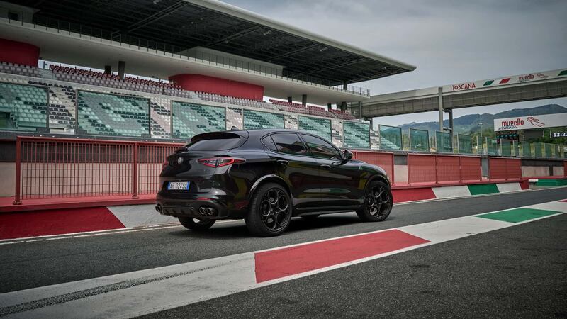 Alfa Romeo Giulia e Stelvio Quadrifoglio Super Sport,  8