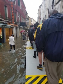 Maltempo in Veneto. Ponte della Priula: crolla il ponte 12