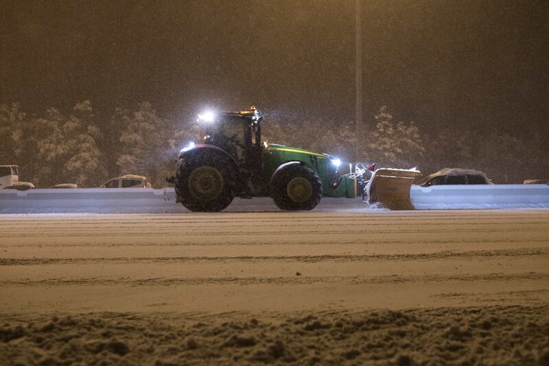 Maltempo, neve e gelo al Nord: disagi sulle strade 7