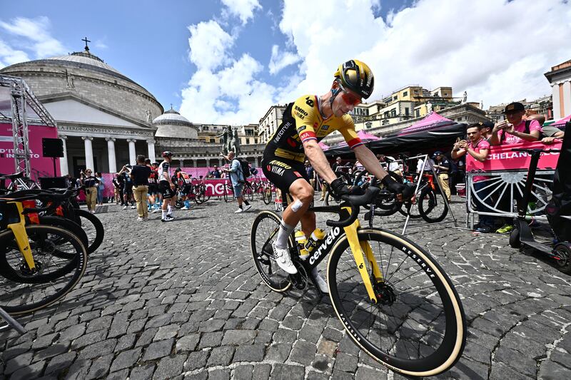 Roglic Giro tappa 6 partenza