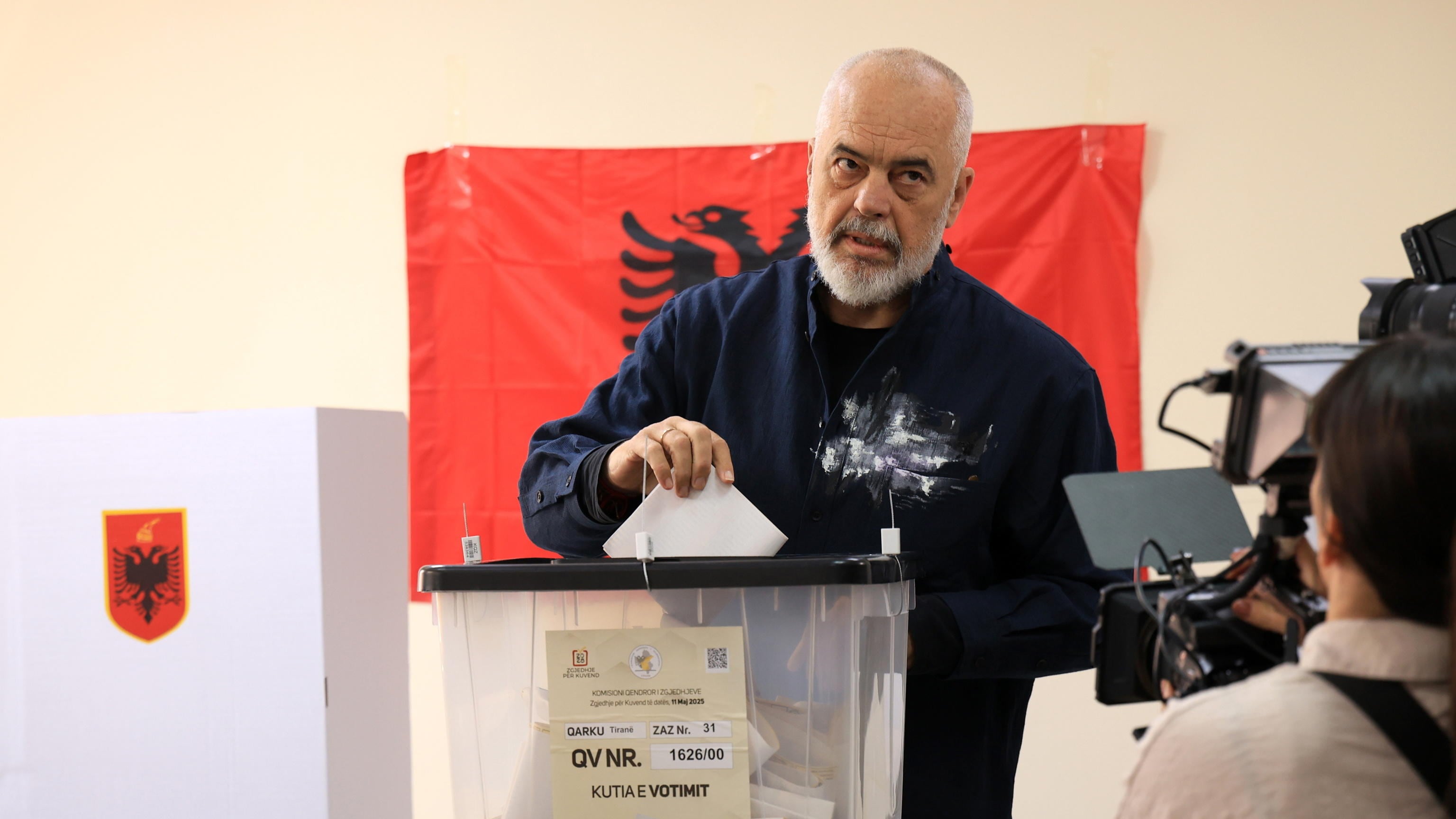 Premier progressisti ma anti clandestini. Rama e Starmer gelano la sinistra