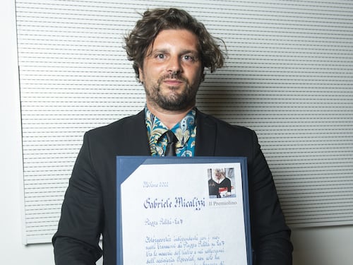 Le foto nell'acciaieria Azovstal: Gabriele Micalizzi vince il Premiolino