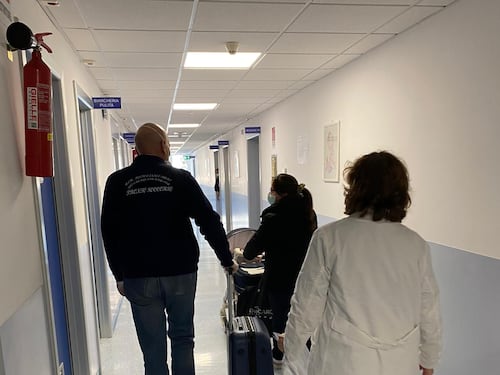 Covid-19, dimessa la paziente più piccola: ha due mesi
