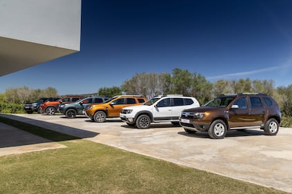 Dacia Duster 2024: guarda la gallery del nuovo SUV, anche ibrido o GPL 11