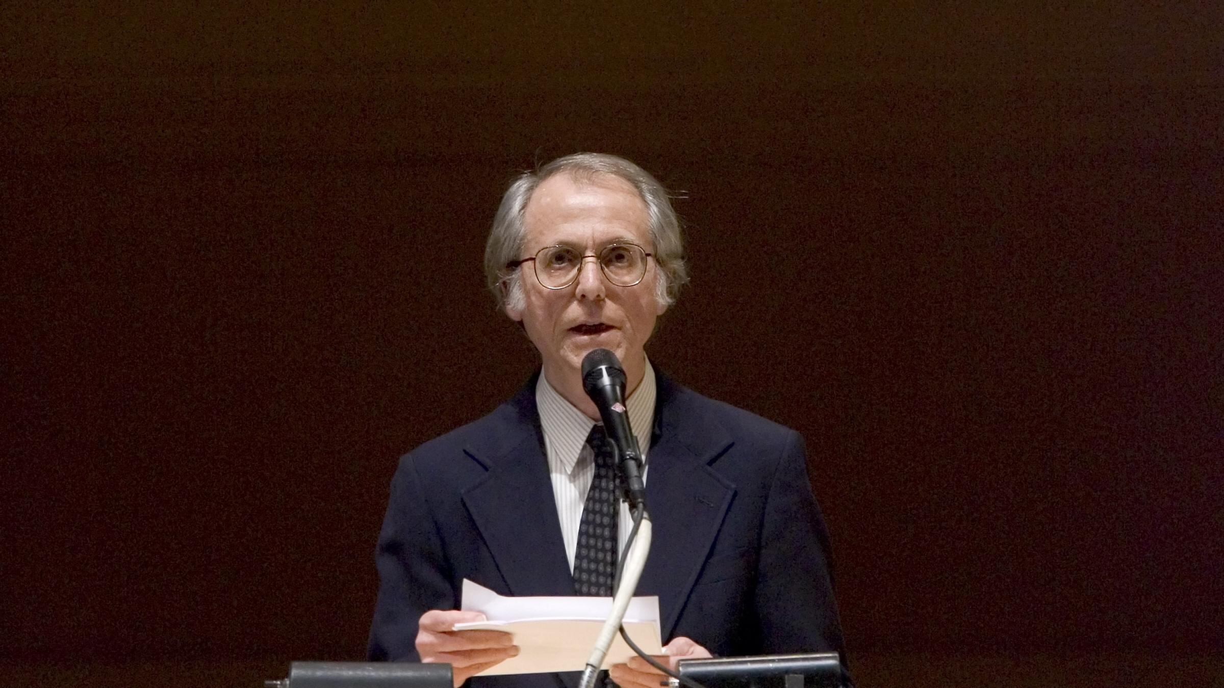 DeLillo dal "Silenzio" esulta: che bello, non funziona nulla