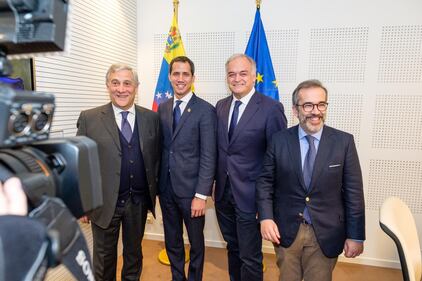 Tajani e Guaidó a Bruxelles 3