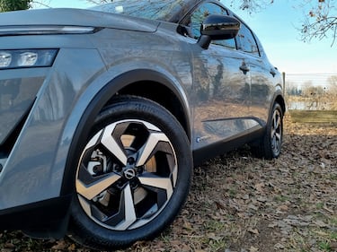 Nissan Qashqai e-Power, guarda le foto 10