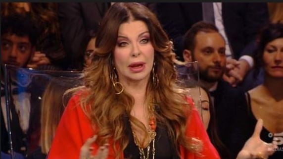 Quelle rivelazioni hot di Alba Parietti: "I calciatori? Gli intellettuali sono più perversi"