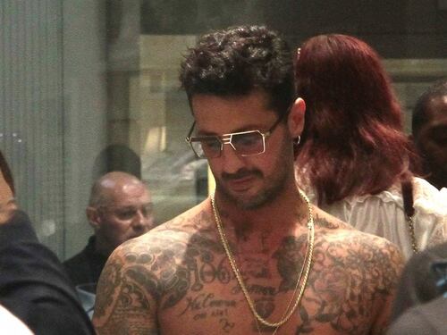 Fabrizio Corona, striptease al party di Camicissima