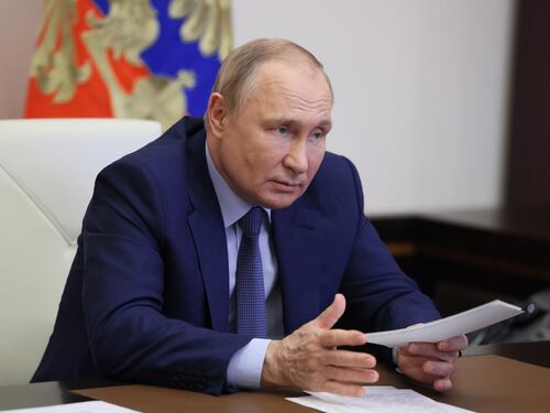 Putin saldo al potere e pronto a puntare Odessa. La tentazione di Biden: chiudere dopo il Donbass