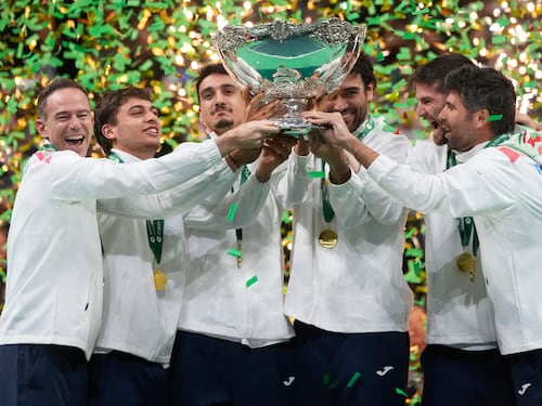 Com'è bella la Davis degli amici. L'Italtennis cala il tris: è storia