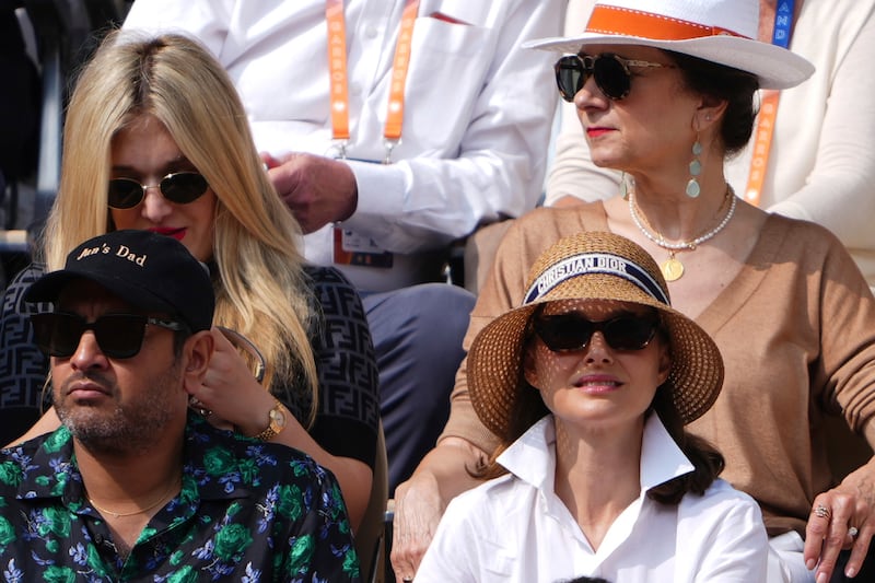 Parata di vip al Roland Garros per la finale tra Alcaraz e Sinner: le immagini più belle 8