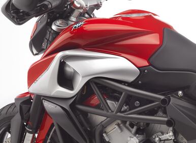 MV Agusta Rivale 800 3