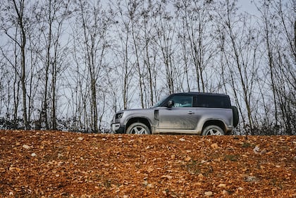 Land Rover Defender 90, le foto della nostra prova nell’enduro piacentino 2