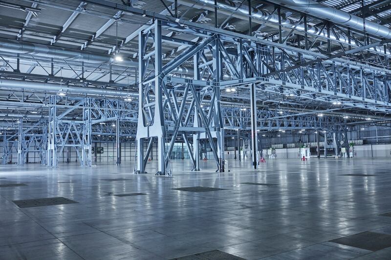 Fiera Milano-lavori padiglione per gare olimpiadi invernali