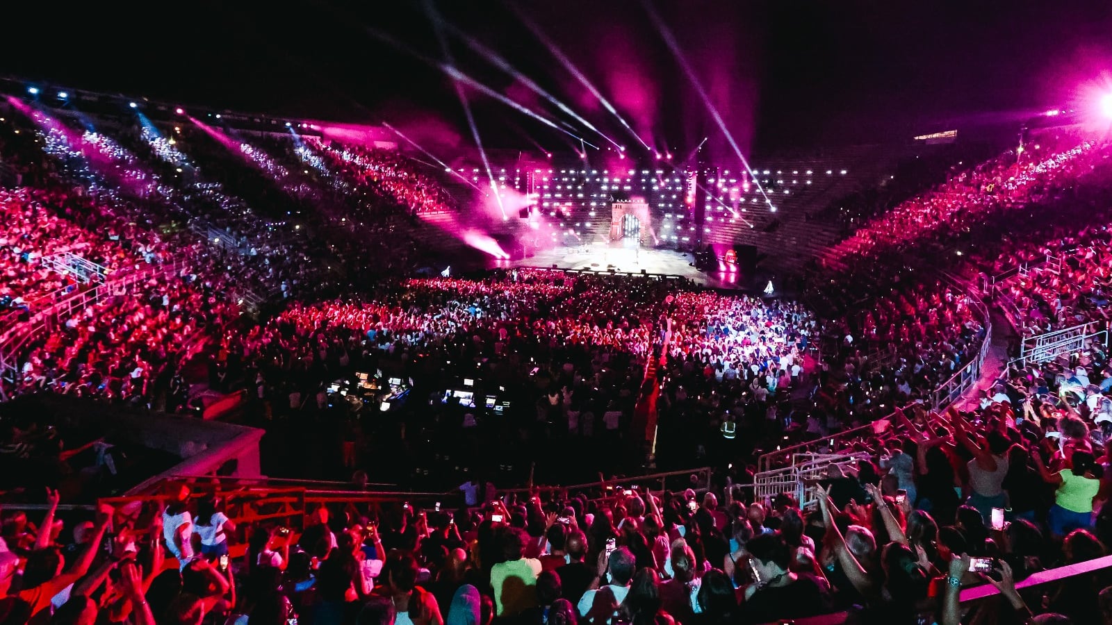 Radio Zeta Future hits live: all'Arena di Verona il 2 settembre nasce la nuova musica