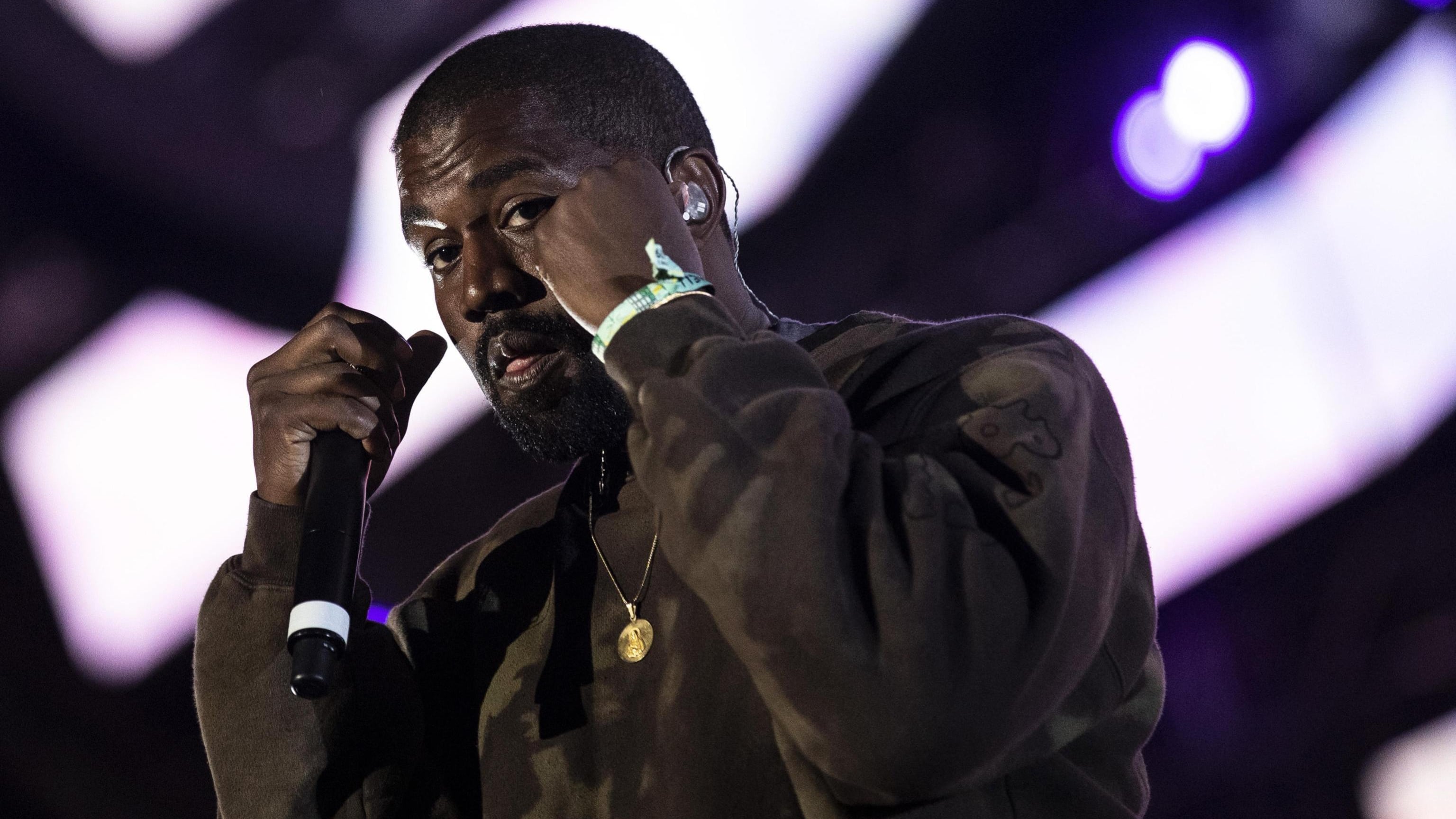 Londra stoppa Kanye West. Ma il rapper della discordia è pronto allo show in Italia