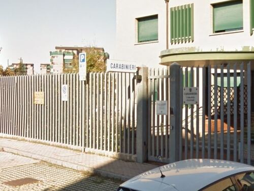 Casalecchio, ghanese aggredisce donna e prende a testate militare
