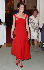 Kate in rosso incanta il Canada 4