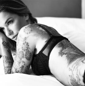 Jesse Lee, corpo da urlo e tatuaggi ovunque 8