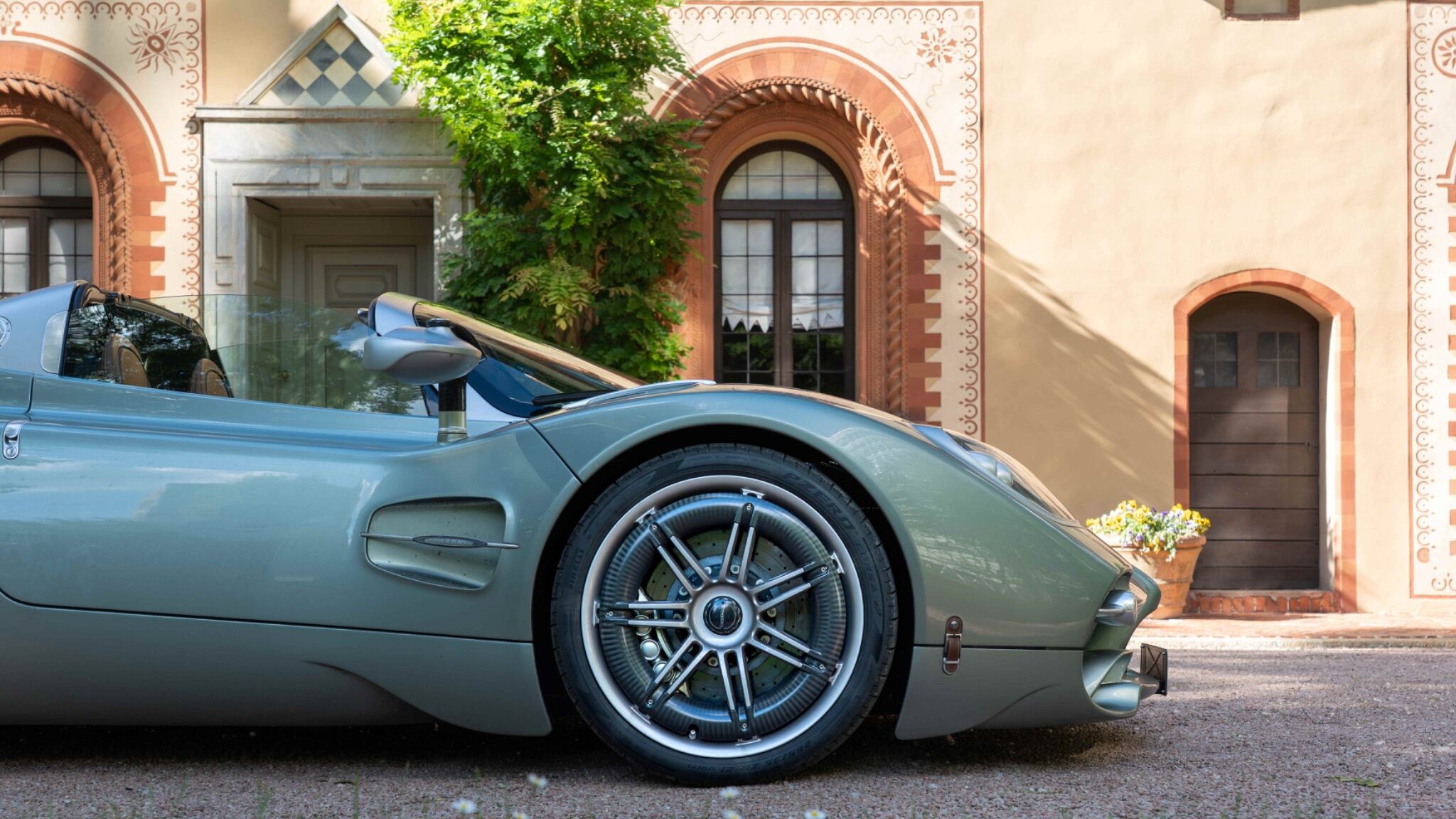 Pirelli Cyber Tyre, 1.500 chilometri sulla Pagani Utopia Roadster per raccontare il pneumatico del futuro
