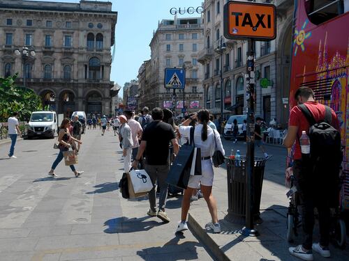 Basta con il monopolio. Ci vogliono più taxi per tutti