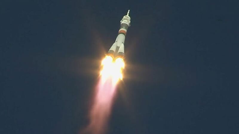 Una giornata spaziale. A un mese dall'incidente la Soyuz arriva in orbita