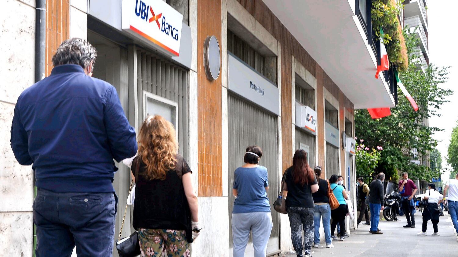 Occhio al Fisco: come versare sul conto senza far scattare i controlli